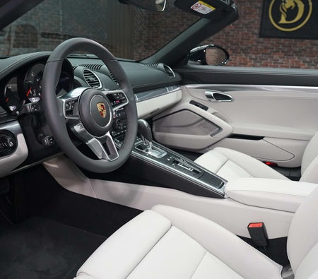 Noir Porsche 718 Boxster 2023