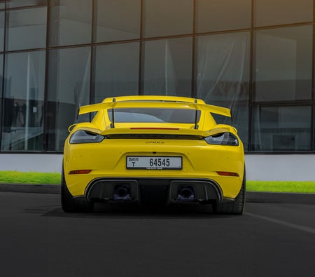 Porsche 718 Cayman GT4 RS 2023
