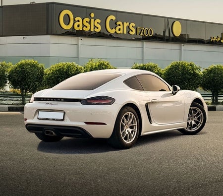 Porsche 718 Cayman 2023, photo 3 of 4