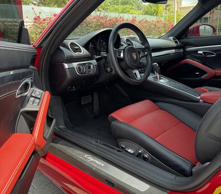 Porsche 718 Cayman 2024