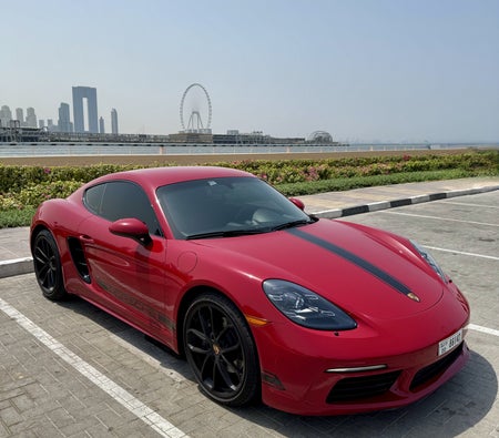 Porsche 718 Cayman 2024