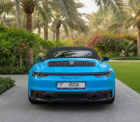 Porsche 911 Carrera 4 GTS 2024, photo 4 of 4