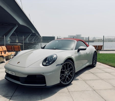 Porsche 911 Carrera 4S 2025