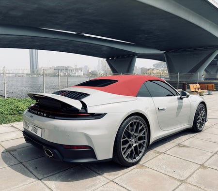 Porsche 911 Carrera 4S 2025