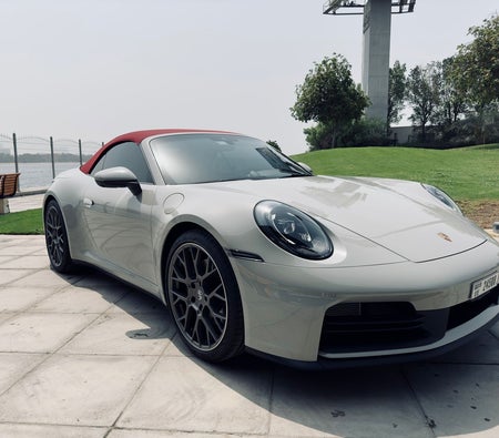 Porsche 911 Carrera 4S 2025