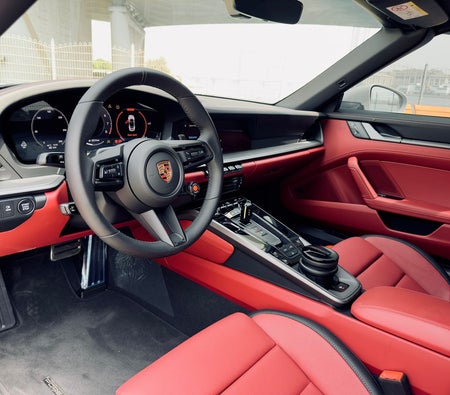 Porsche 911 Carrera 4S 2025