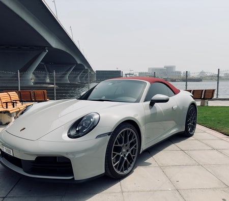 Porsche 911 Carrera 4S 2025