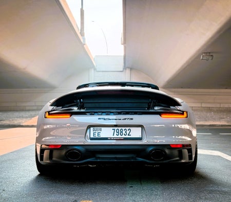 Porsche 911 Carrera GTS Spyder 2024