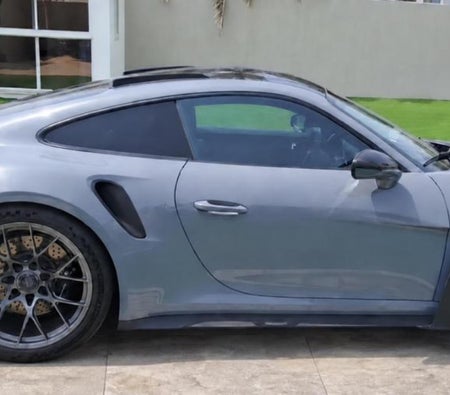 Gris oscuro Porsche 911 GT3 RS 2025