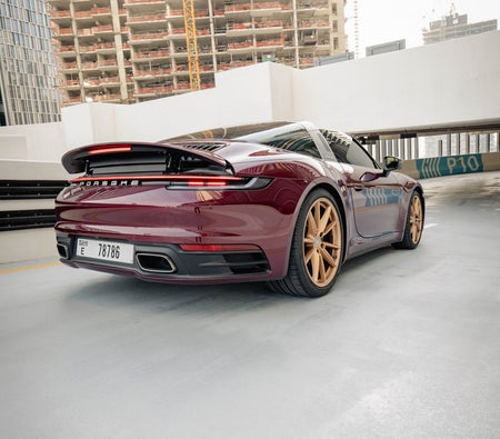 Porsche 911 Targa 4 GTS Spyder 2022