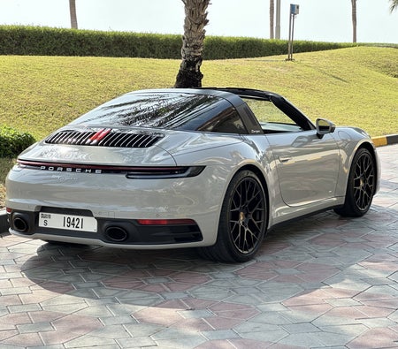 Porsche 911 Targa 4 GTS Spyder 2023