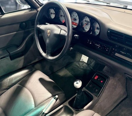 Porsche 911  1995, photo 4 of 4