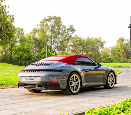 Porsche 911 Carrera Convertible 2025