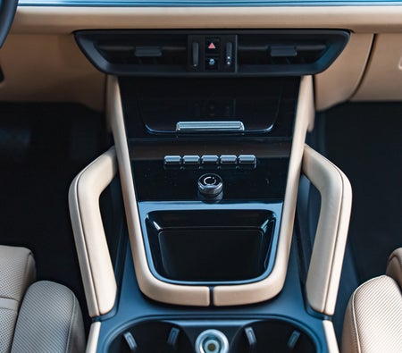 Porsche Cayenne Coupe Platinum 2025