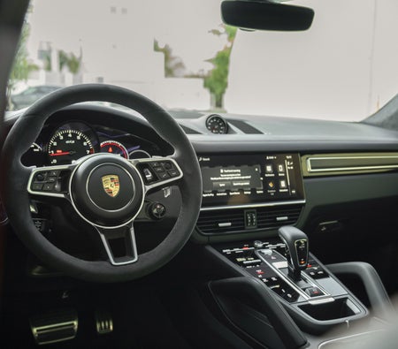 Porsche Cayenne GTS 2023