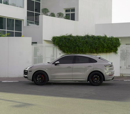 Porsche Cayenne GTS 2023