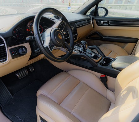 Porsche Cayenne GTS 2023