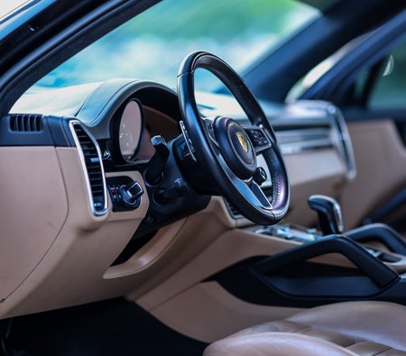 Porsche Cayenne GTS 2023