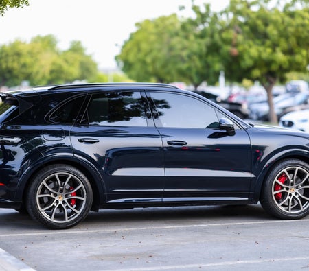 Porsche Cayenne GTS 2023