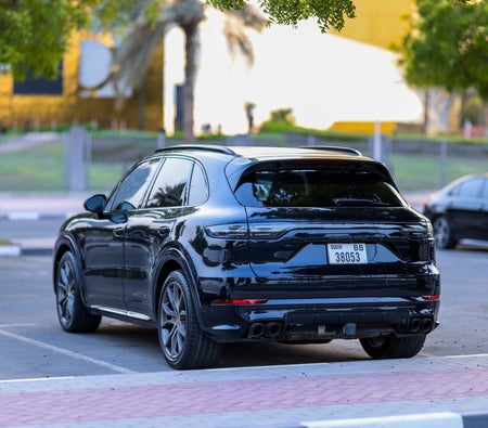 Porsche Cayenne GTS 2023