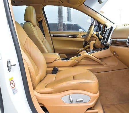 Porsche Cayenne S 2014, photo 3 of 4