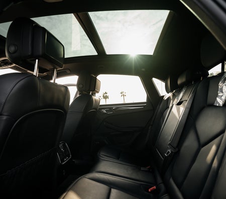Porsche Macan S 2024
