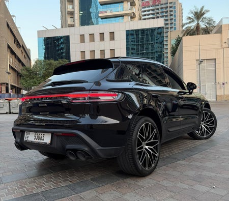Porsche Macan S 2024