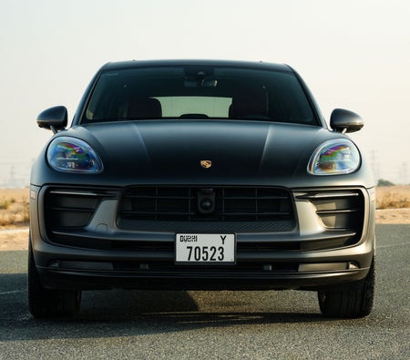 Matte Black Porsche Macan T 2023
