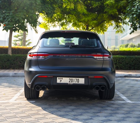 Porsche Macan Turbo 2024