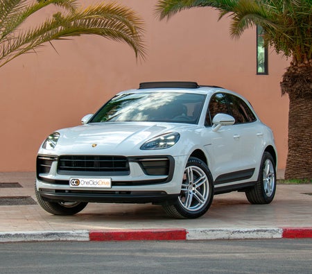 Bianca Porsche Macan 2023