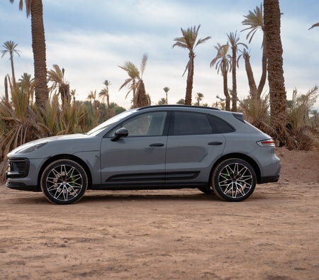Gray Porsche Macan 2023 Gray Porsche Macan 2023