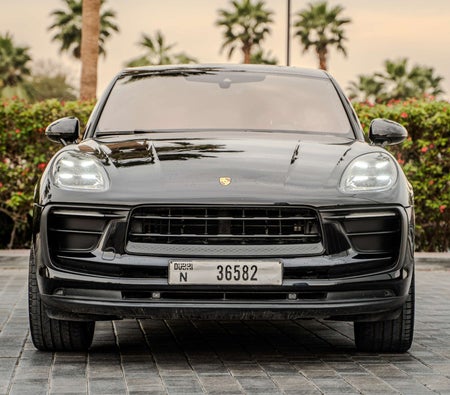 Porsche Macan 2023, photo 2 of 4