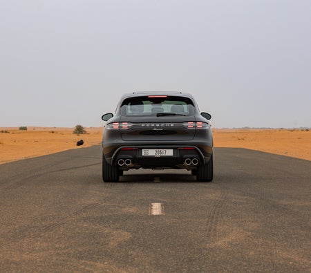 Porsche Macan 2025