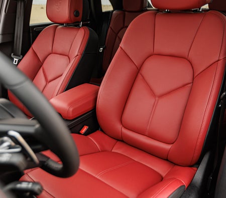 Porsche Macan 2025