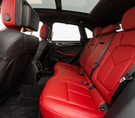 Porsche Macan 2025