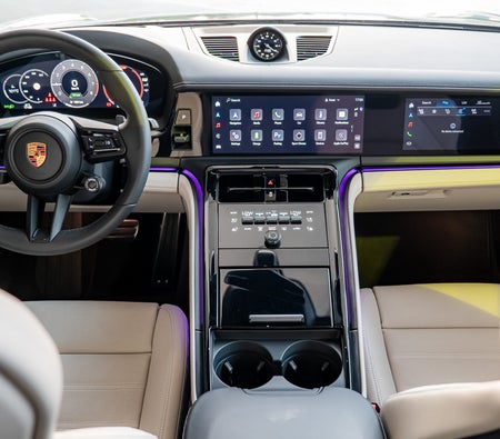 Porsche Panamera 4S E-Hybrid 2025