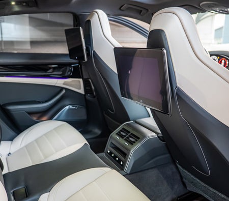 Porsche Panamera 4S E-Hybrid 2025