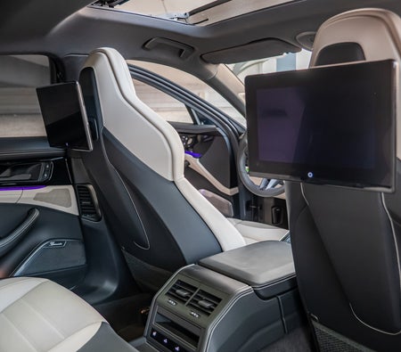 Porsche Panamera 4S E-Hybrid 2025