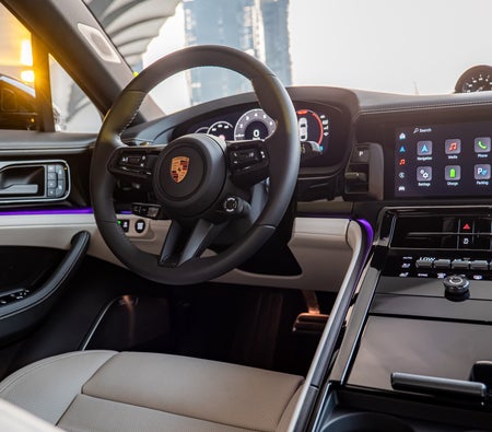 Porsche Panamera 4S E-Hybrid 2025
