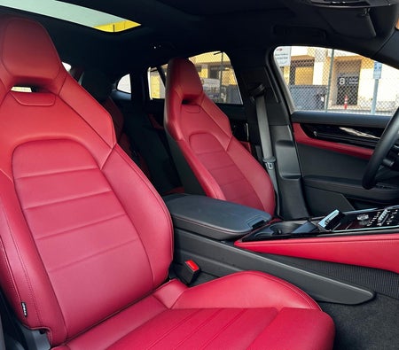 Porsche Panamera 2024, photo 3 of 4