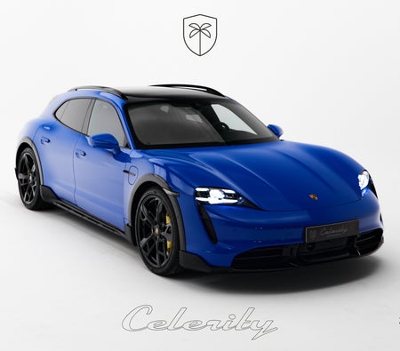 Porsche Taycan Turbo S 2022, photo 3 of 4