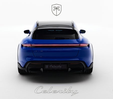 Azul Porsche Taycan Turbo S 2022