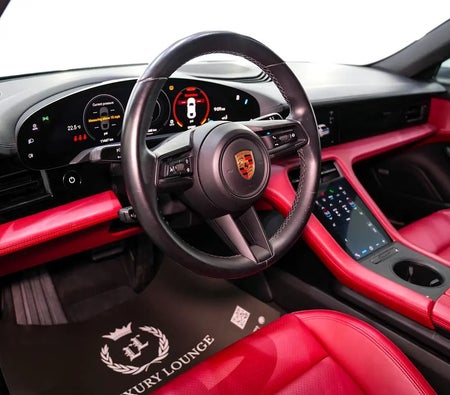 Blanc Porsche Taycan Standard 2023