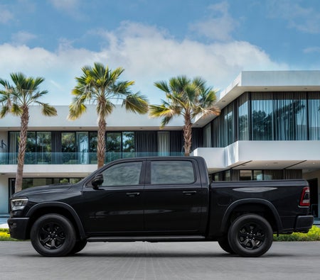 Nero Dodge RAM Rebel 2023