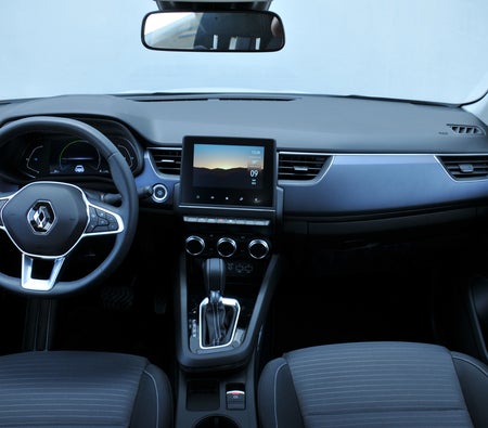 Schwarz Renault Arkana 2024