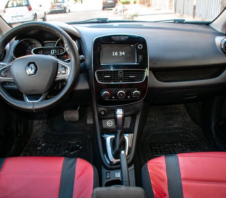 Grau Renault Clio 2023