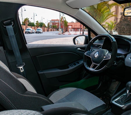 Silber Renault Clio 2024