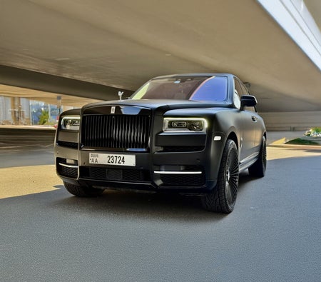 Rolls Royce Cullinan 2021