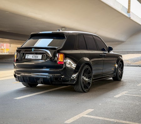 Rolls Royce Cullinan Black Badge 2022, photo 4 of 4