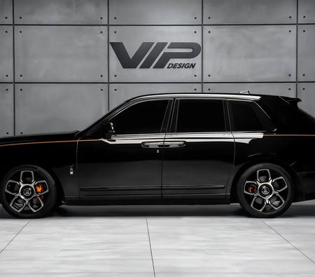 Rolls Royce Cullinan Black Badge 2023, photo 3 of 4